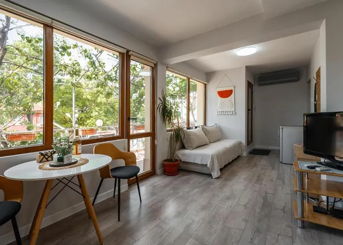 Апартамент Cozy Terrace *